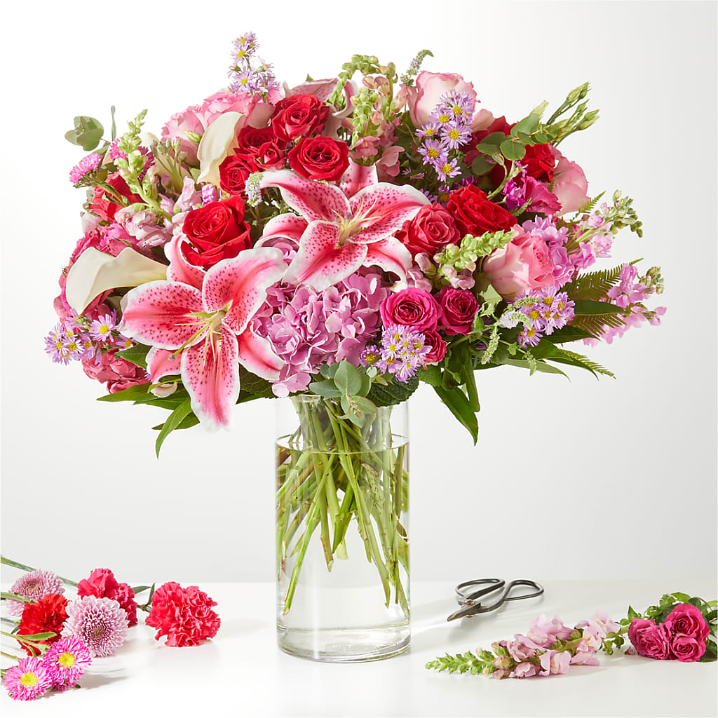 Swooning Over You - A Luxury Florist Original – MEME'S FLOWER SHOP LLC, Bay Minette AL