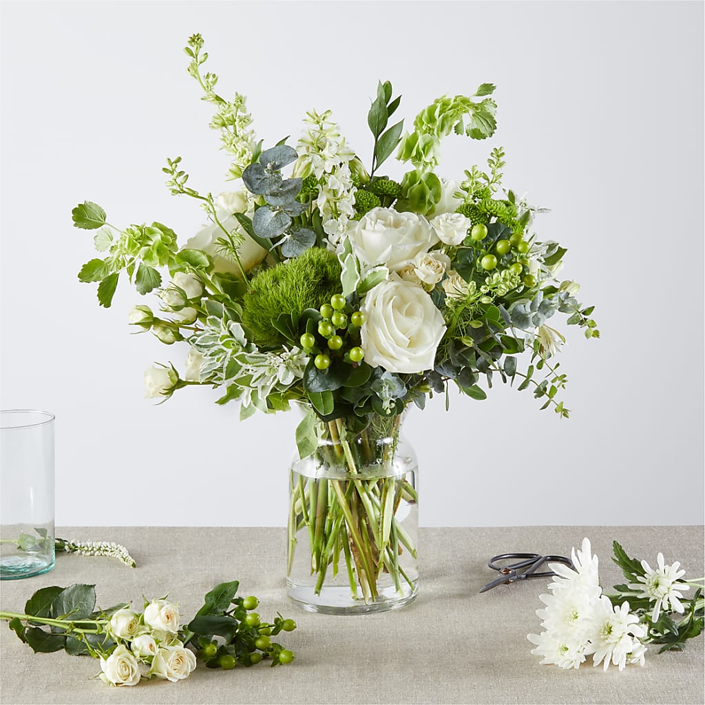 Irish Garden - A Florist Original – MEME'S FLOWER SHOP LLC, Bay Minette AL