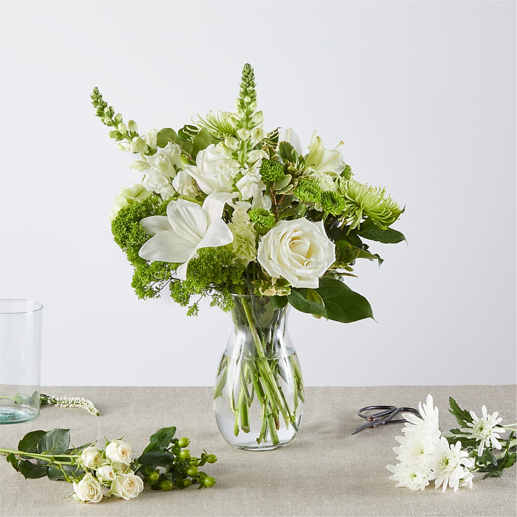 Irish Garden - A Florist Original – MEME'S FLOWER SHOP LLC, Bay Minette AL