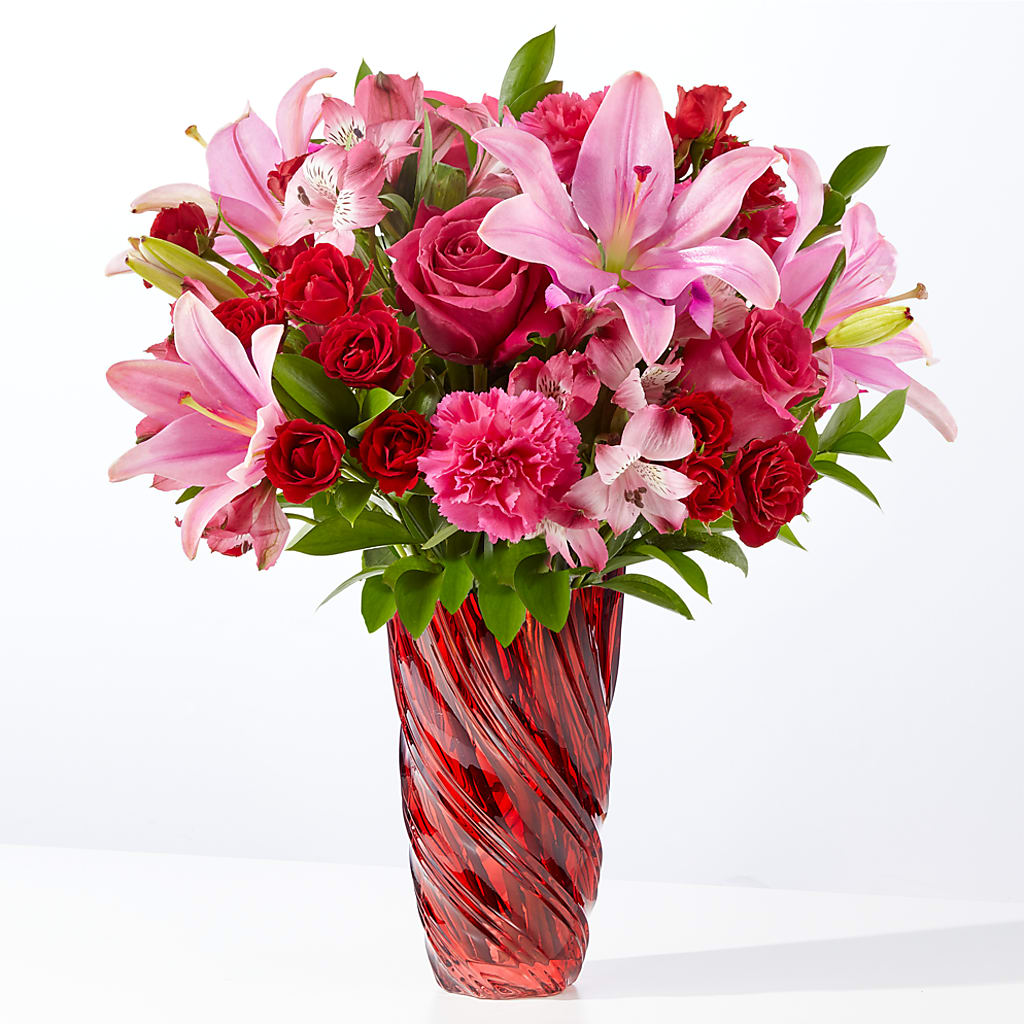 In Love Bouquet with Luxe Swirl Vase – MEME'S FLOWER SHOP LLC, Bay Minette AL