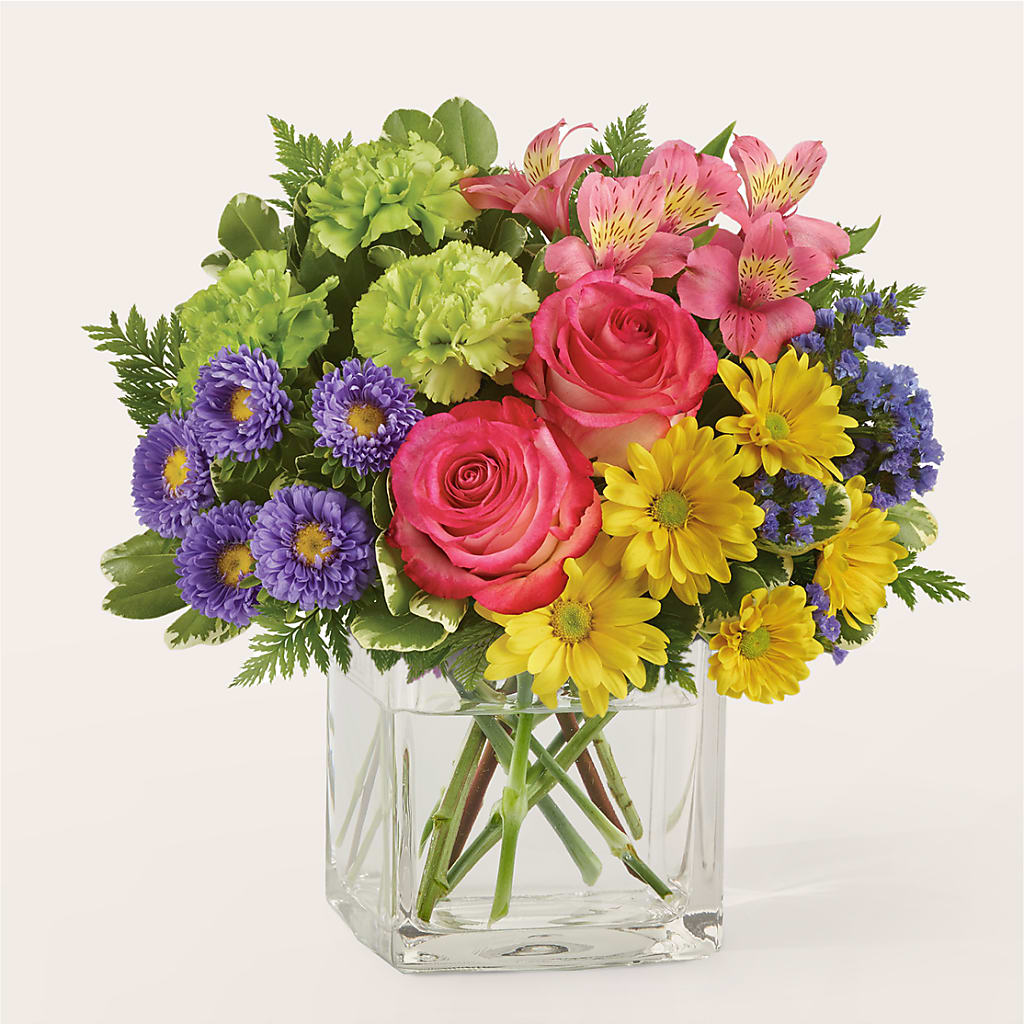 Candy Jar Bouquet – MEME'S FLOWER SHOP LLC, Bay Minette AL