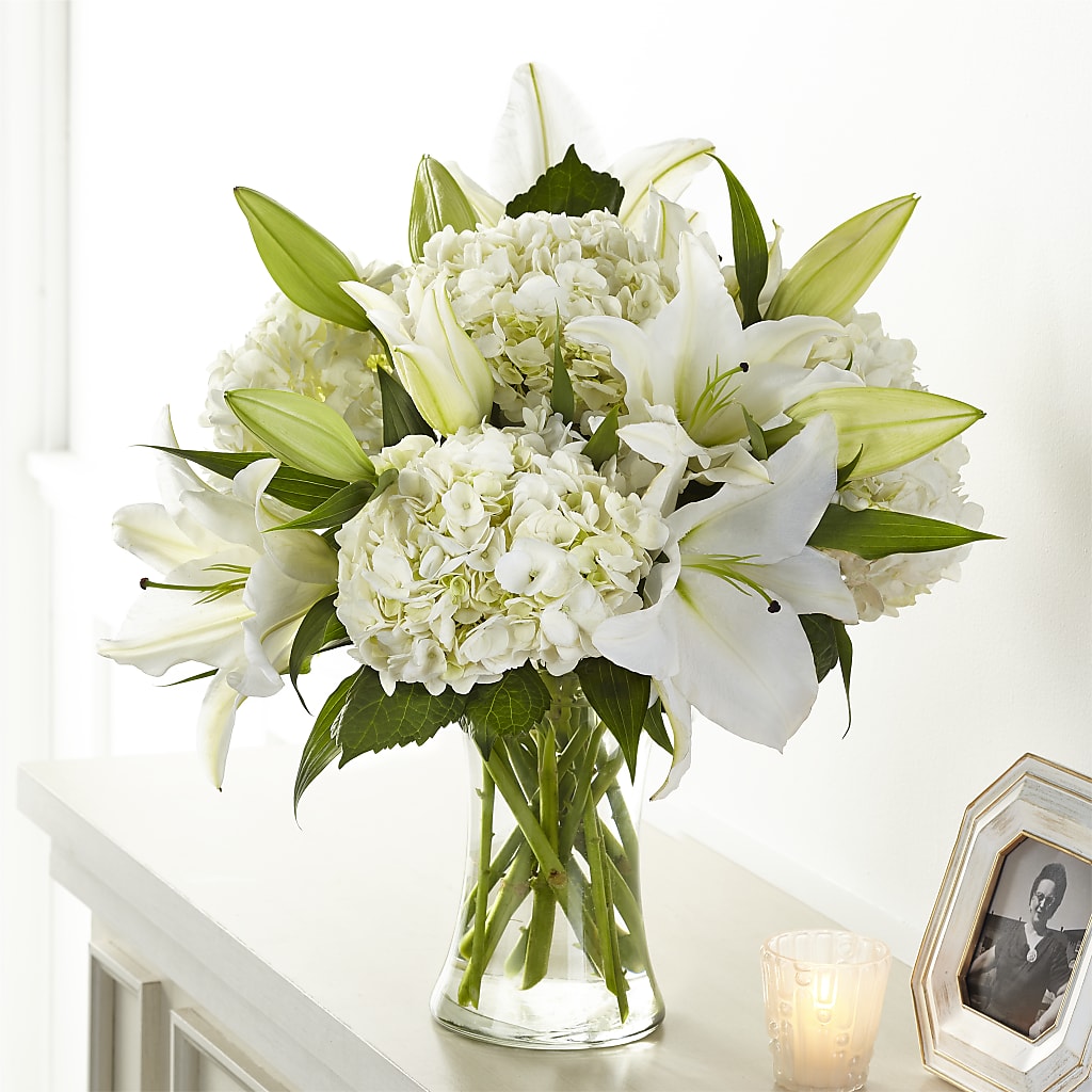 Compassionate Lily Bouquet – MEME'S FLOWER SHOP LLC, Bay Minette AL