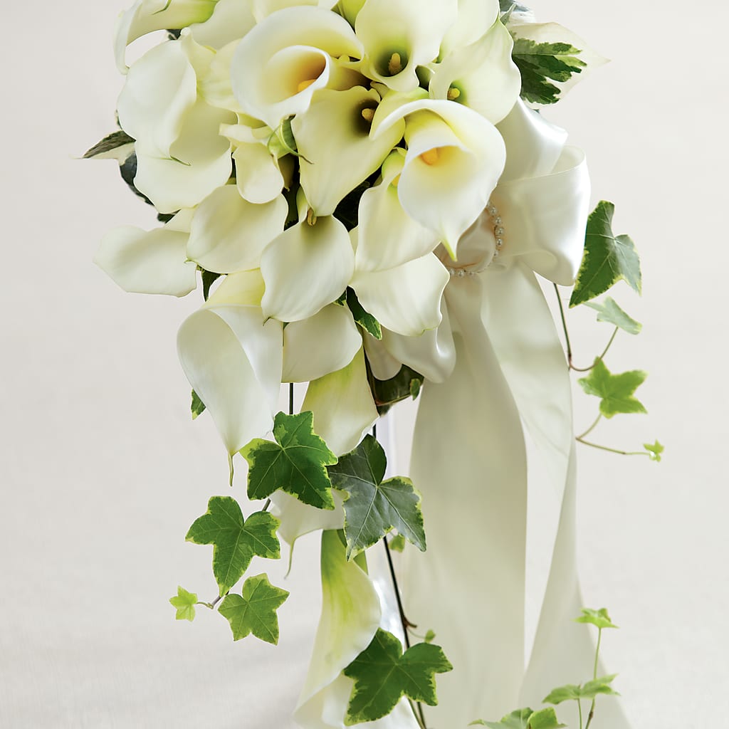 White Chapel Bouquet – MEME'S FLOWER SHOP LLC, Bay Minette AL
