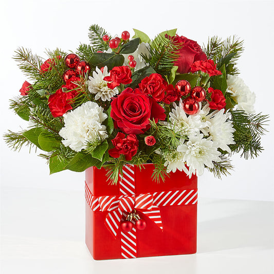 Presents Under the Tree Bouquet – MEME'S FLOWER SHOP LLC, Bay Minette AL