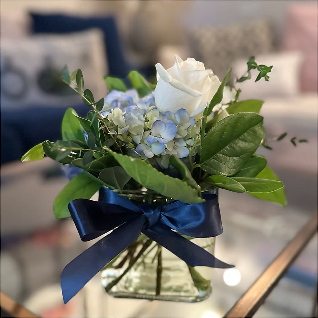 Sky Blue Delight Bouquet – MEME'S FLOWER SHOP LLC, Bay Minette AL