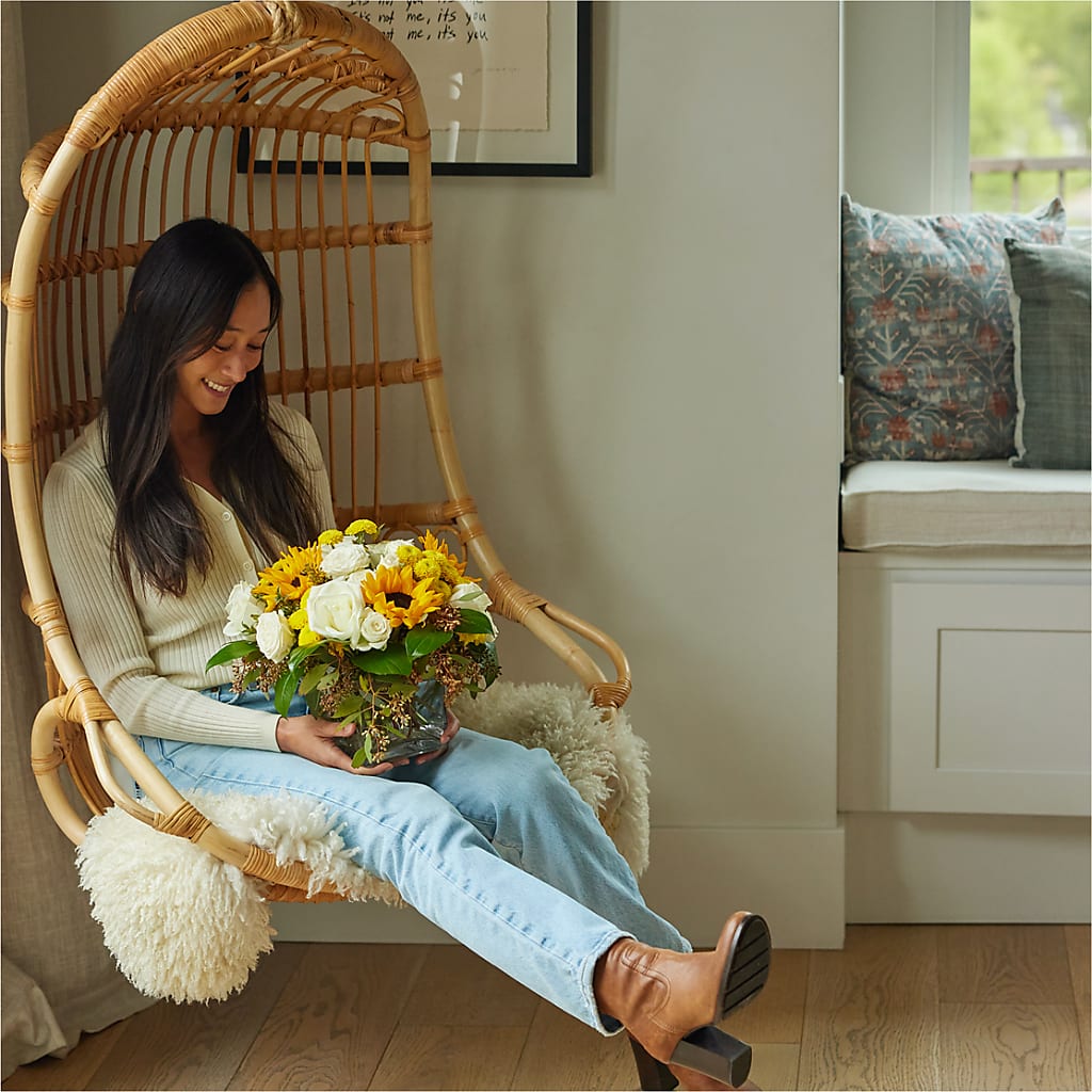 Luminous Morning Bouquet – MEME'S FLOWER SHOP LLC, Bay Minette AL