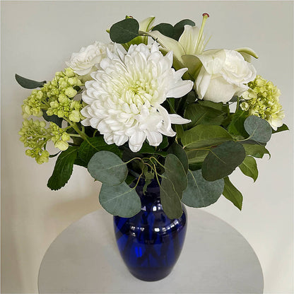 Snowy Dreams Bouquet – MEME'S FLOWER SHOP LLC, Bay Minette AL