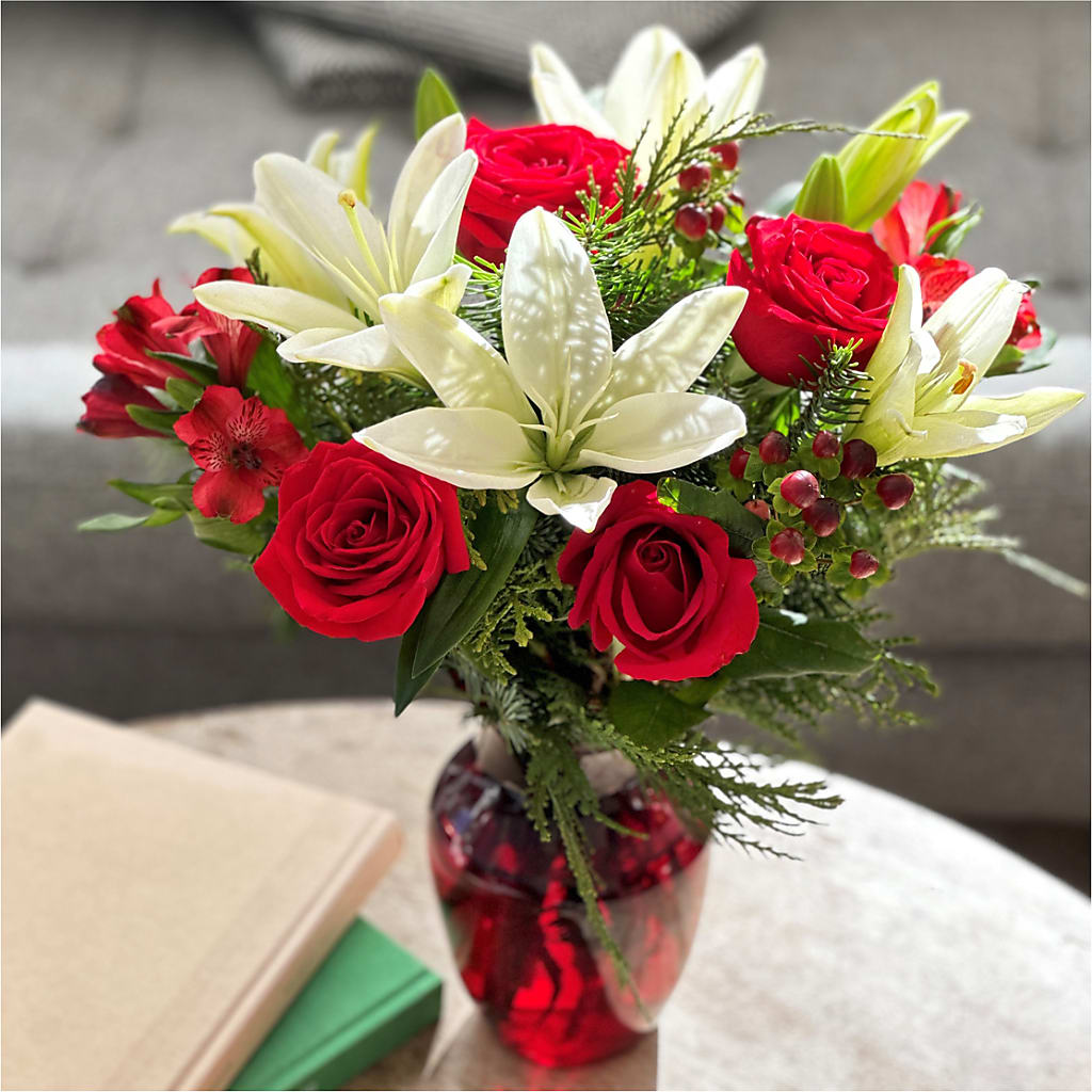 Evergreen Delight Bouquet – MEME'S FLOWER SHOP LLC, Bay Minette AL