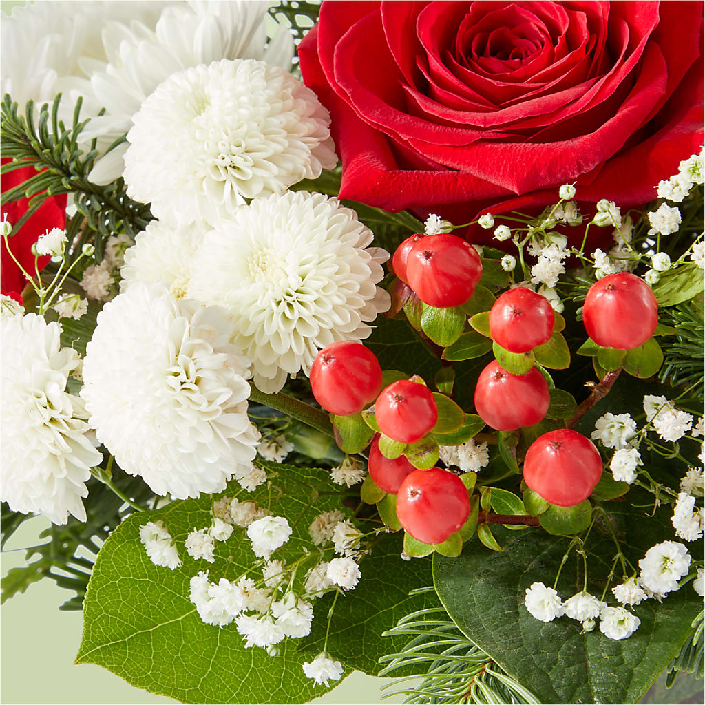 Chance of Flurries Bouquet – MEME'S FLOWER SHOP LLC, Bay Minette AL