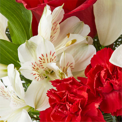 Holiday Season Bouquet – MEME'S FLOWER SHOP LLC, Bay Minette AL