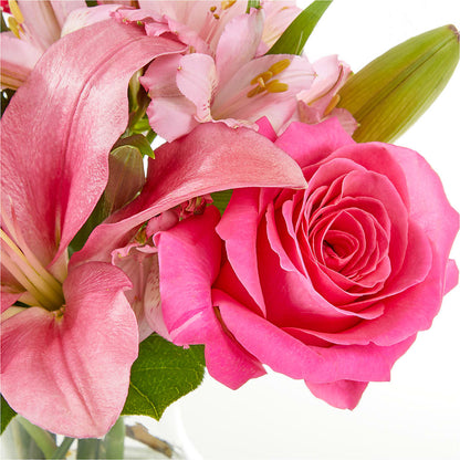 Lots of Love Bouquet – MEME'S FLOWER SHOP LLC, Bay Minette AL